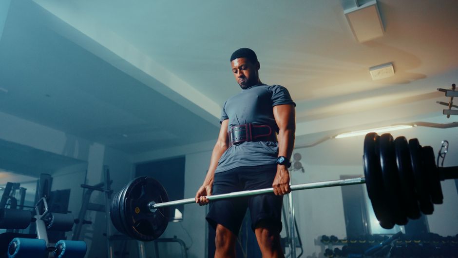 FitnessMetrics: The Ultimate Fitness Tracking Solution for Athletes